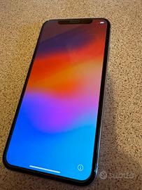 Iphone XS leggi bene !