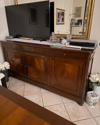 Credenza