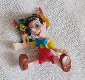 Pinocchio con grillo