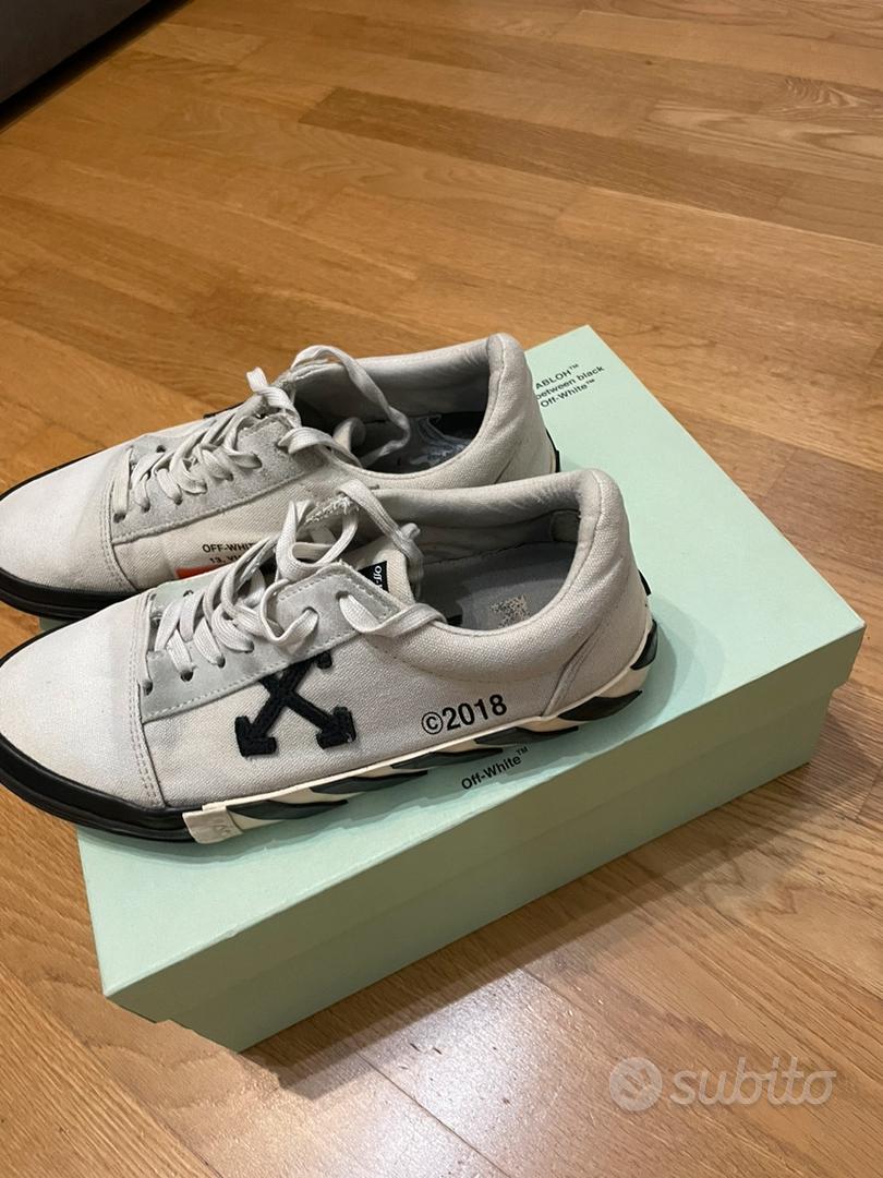 scarpe off White Abbigliamento e Accessori In vendita a Avellino