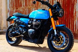 Triumph scrambler Thruxton bonneville 1200 R
