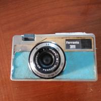 Macchina fotografica Ferrania