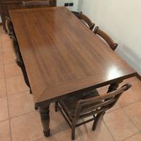 TAVOLO ALLUNGABILE + 6 SEDIE IN LEGNO