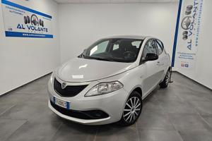 Lancia Ypsilon 1.2 69 CV 5 porte S&S Platinum - Un