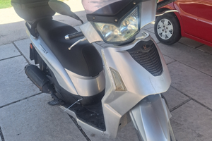 Kymko people s pronto all uso