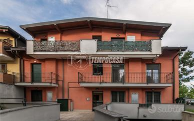 TRILOCALE IN CENTRO CON BOX E CANTINA