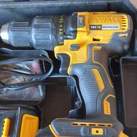 avvitatore dewalt 