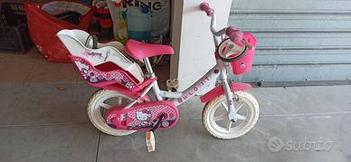 Bici Hello Kitty e pattini per bambine