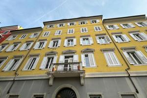 Largo Barriera - grazioso bilocale con posto auto