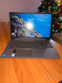 Lenovo IdeaPad 3 15IAU7 Intel Core i3-1215U/8