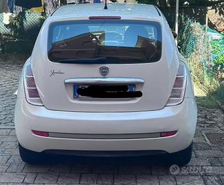 LANCIA YPSILON 2008