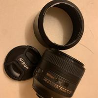 Obietty Nikon 85