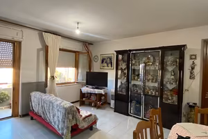 Luminoso appartamento con cantina