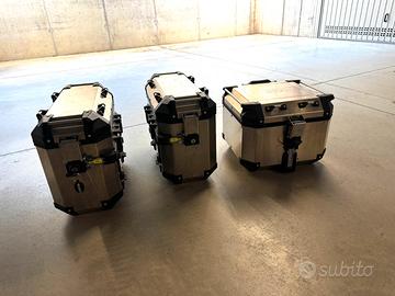 Tris valigie alluminio Givi Trekker Outback