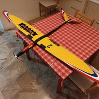 aliante RC RCRCM Tucan