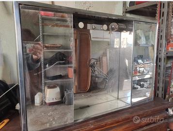 mobiletto a specchio per bagno