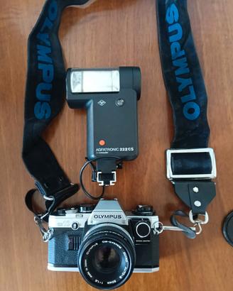 olympus om10 completa di flash aggatronic 222cs