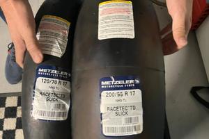 Metzeler racetec td slick