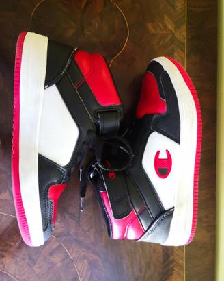 Sneakers basket CHAMPION 37 come nuove