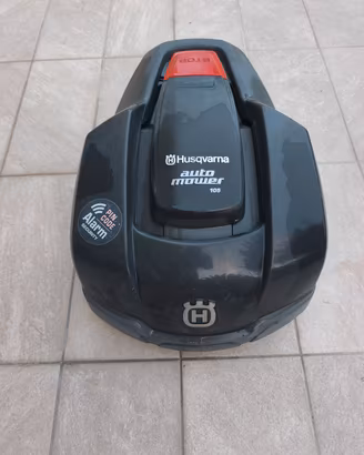 robot tagliaerba Husqvarna 