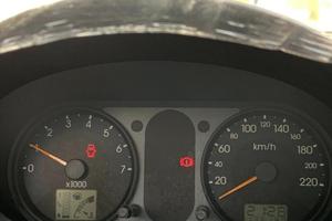 ford fiesta 1.250 benzina perfetta