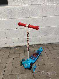 Monopattino spiderman