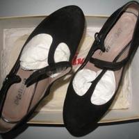 Scarpe con cinturino