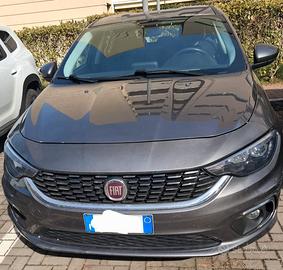 Fiat tipo 2016