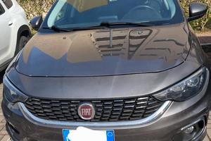 Fiat tipo 2016