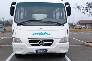 scuolabus 53 posti 
