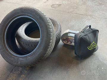 Per jeep compass4xe,2gomme,catene,cavo ricarica