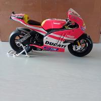 ducati  valentino rossi 