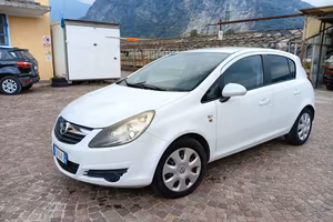 Opel corsa neopatentati no bollo