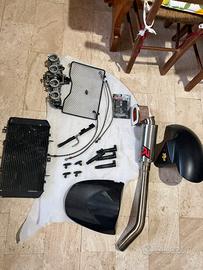 Ricambi z750 anno fino 2006