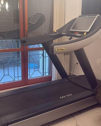 Technogym run now 700 Visio web
