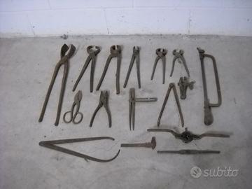 ATTREZZI ANTICHI PER FABBRO
