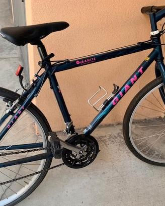 bici mountain bike GIANT da donna size 16