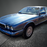 1998 JAGUAR XJ8 AUTO