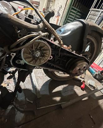 blocco motore piaggio
