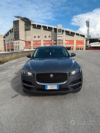 Jaguar F-Pace 2.0 diesel 180cv