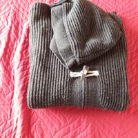 Cardigan in lana L  Terranova grigio con alamari.