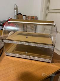 Vetrina da banco in plexiglass con ripiani