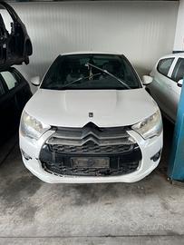 Citroen DS4 del 2012 per ricambi
