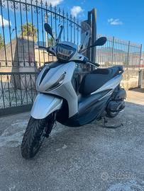 Beverly 400s 2024 come nuovo