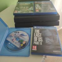 PlayStation 4 500GB + 4 Grandi Giochi . no pad