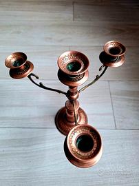 Candelabro a 4 braccia in rame battuto 