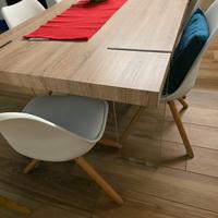 tavolo con piedi in cristallo tomasucci 