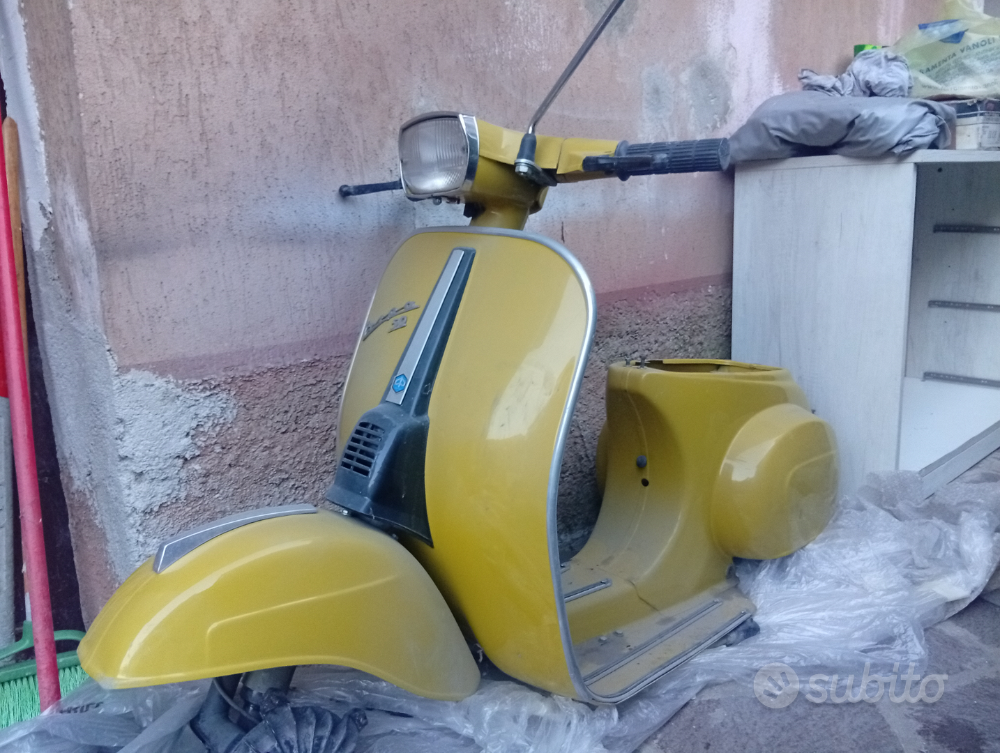 Telaio Vespa 125 Vendo Vespa 50 Da Restaurare Piaggio Vespa