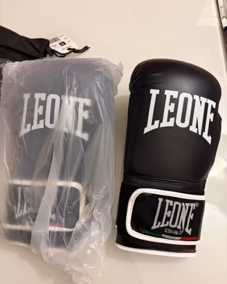 Guantoni Leone Boxe Neri 12 Oz Nuovi