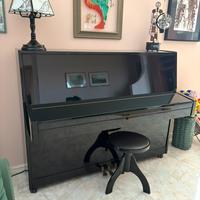 Pianoforte verticale Pearl River nero lucido